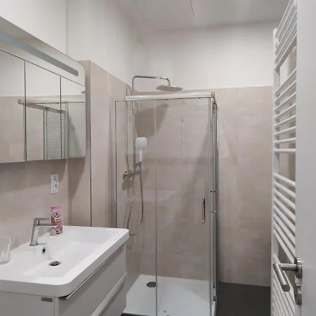 Apartman Enter Center *